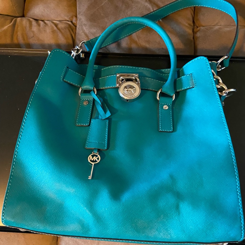 EUC Michael Kors Large Shoulder Bag